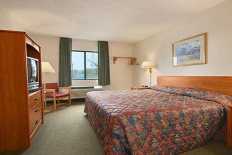 Super 8 By Wyndham Bedford Hotel Bilik gambar