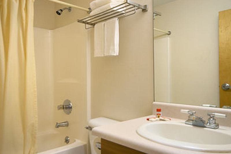 Super 8 By Wyndham Bedford Hotel Bilik gambar